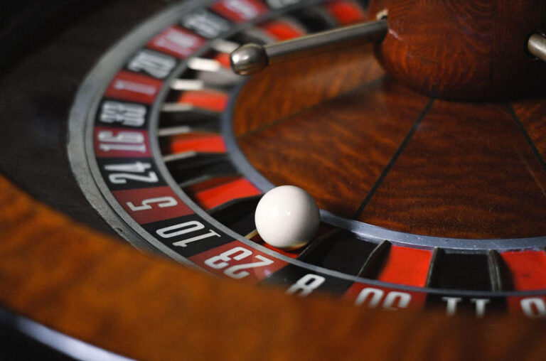 Why Do We Like to Play Roulette?